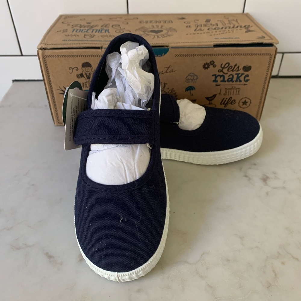 NWT Cienta Kids Shoes navy blue mary janes